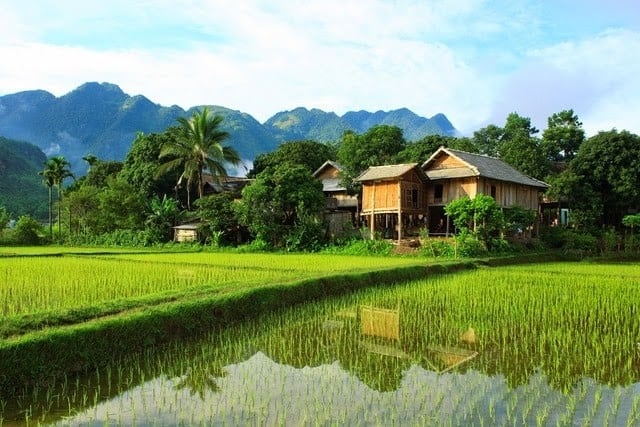 Bản làng ở Mai Châu