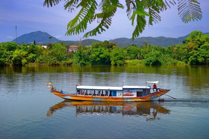 Núi Ngự Bình địa điểm du lịch Huế