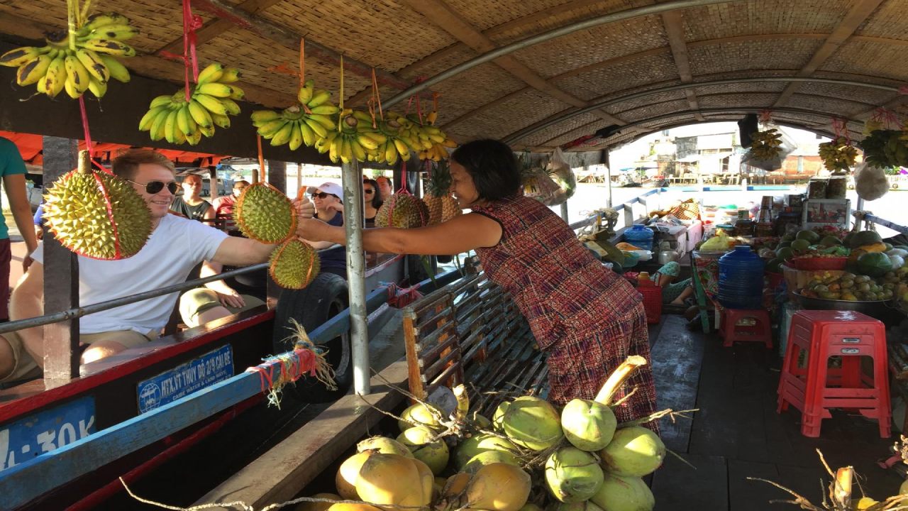 chợ nổi cái bè