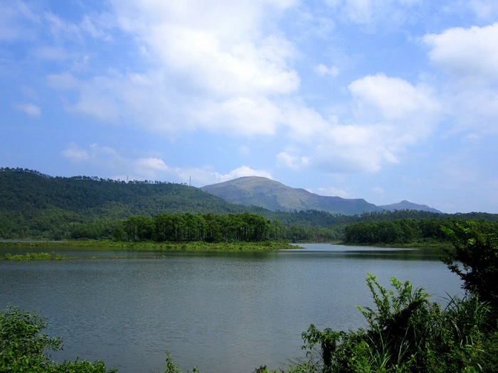 Hồ Yên Trung